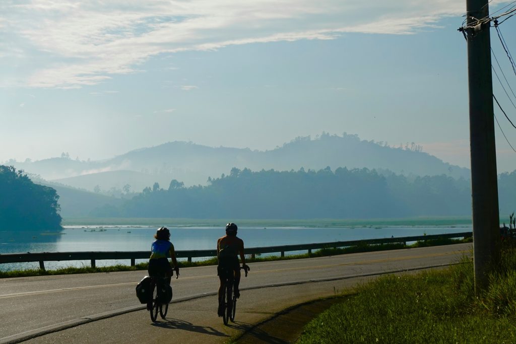 Here are 10 essential routes to do by bike in France